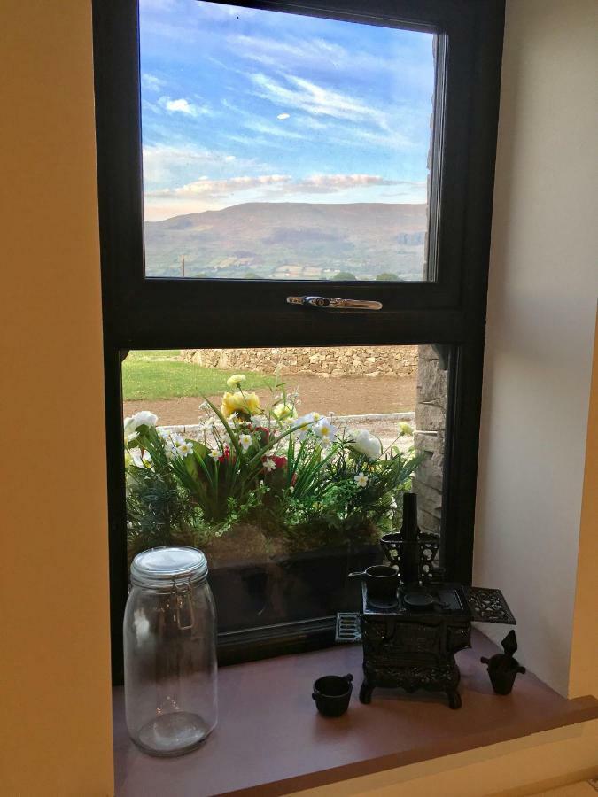 Hôtel Bluebell Lane Glamping à Newry Extérieur photo