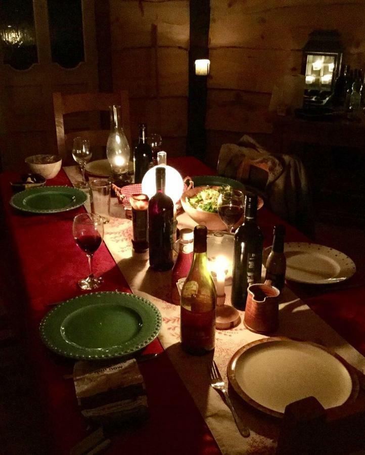 Hôtel Bluebell Lane Glamping à Newry Extérieur photo