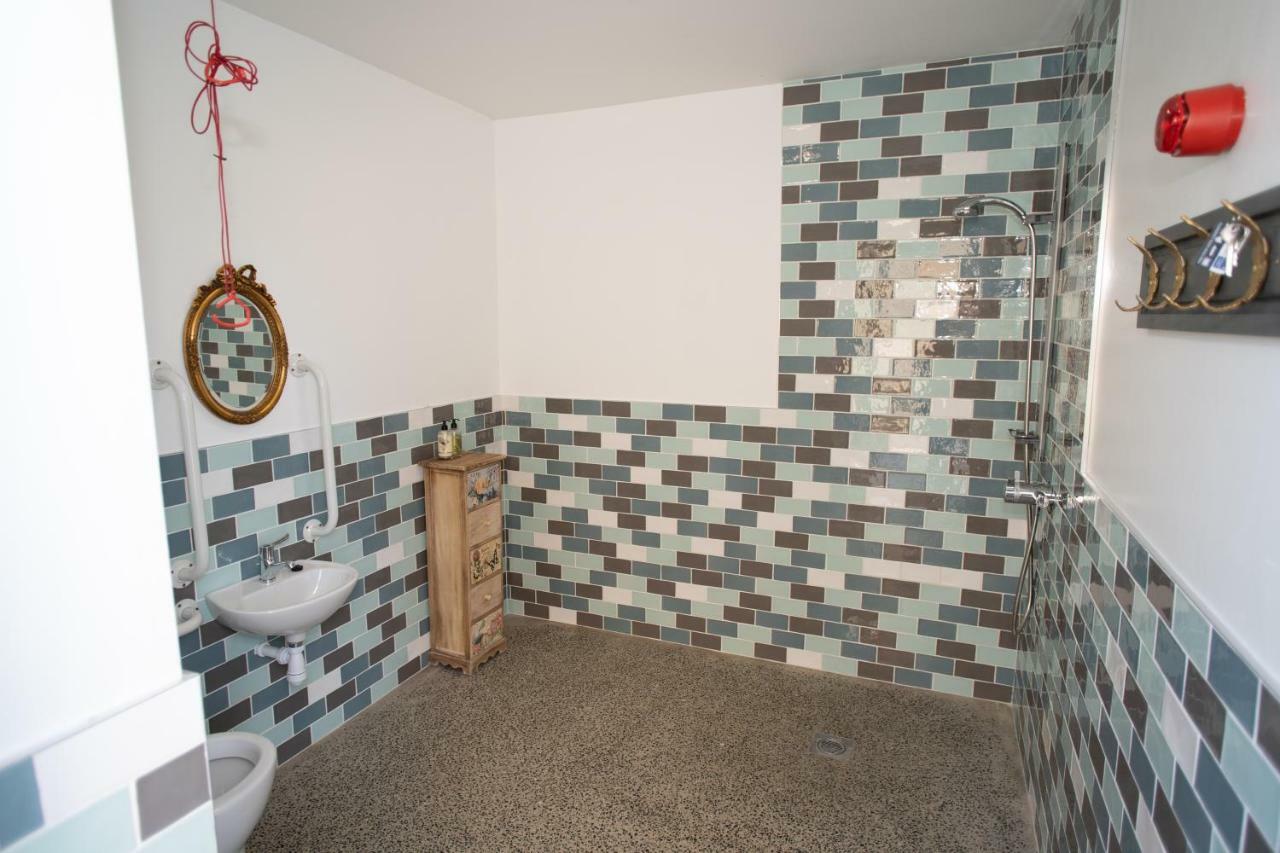 Hôtel Bluebell Lane Glamping à Newry Extérieur photo